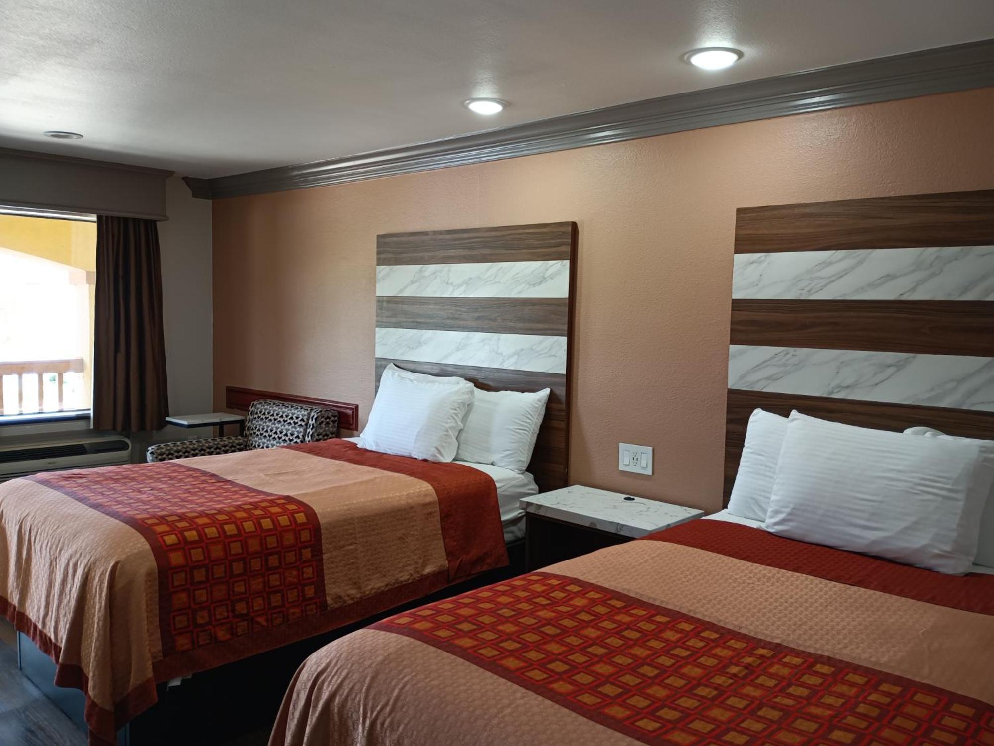 Americas Best Value Inn & Suites-Alvin/Houston Exterior foto